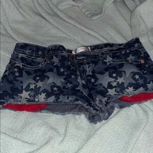 No Boundaries Starry Jean Shorts - Blue and Red